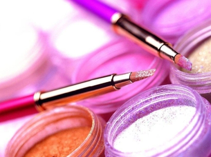 上海機(jī)場化妝品原料進(jìn)口報關(guān)流程_無需化妝品批文